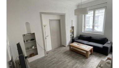 Superbe appartement rénové au centre de Forbach - Foto 2