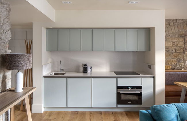 Abbey Strand Apartments, at Holyrood - Photo 17