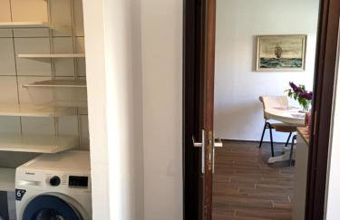 Czerwone drzwi - Foto 4