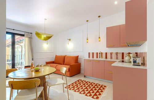 Apartment with exceptional charm in historic center of Alicante - Photo 16