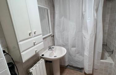 Apartamento en Sabiñánigo para grupos con amplia y soleada terraza - Foto 34