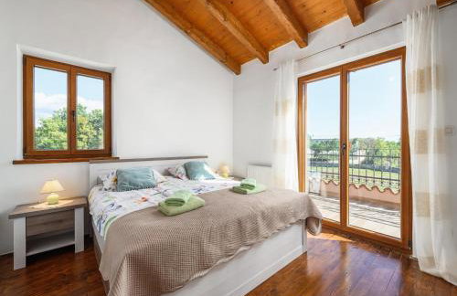 Villa in Sveti Lovrec Near Ski Resort - Foto 28