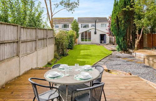 Crynant Countryside Retreat - Photo 13