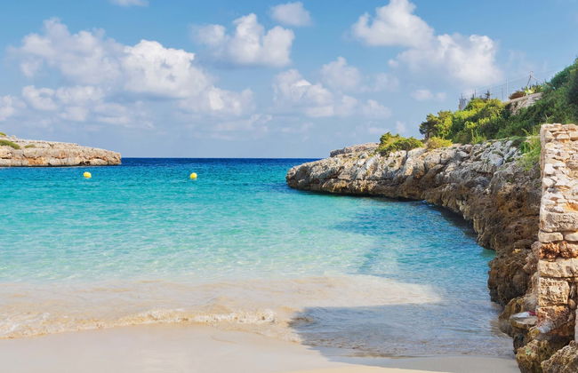 Paseo en catamarán por las calas del sur de Sa Coma - Foto 1