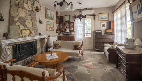 Kitries Home - Photo 5