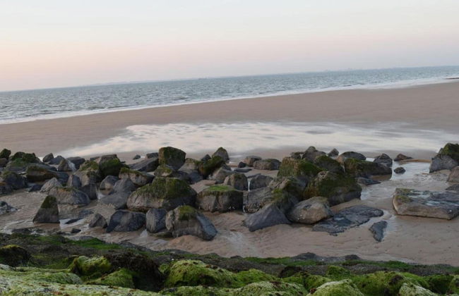 Tastefully Decorated Holiday Home With Rural Location Near the Sea - Foto 33