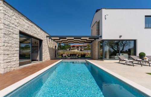 Absolute Traumvilla mit Pool, Sauna, Whirlpool, 6 Bikes, Tischtennis, Outdoor-Kueche, Grillkamin - Photo 5