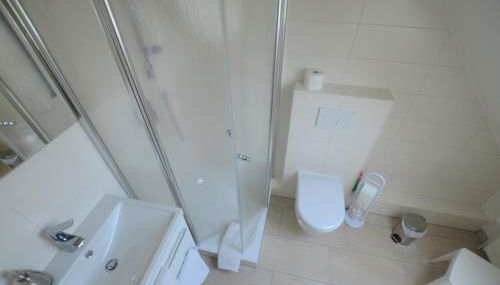 Haus Junior - Foto 2, Shower