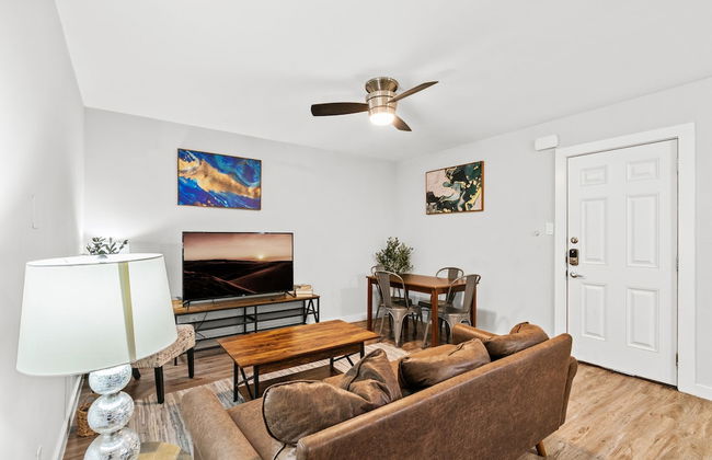 Stylish 2BR Near UT Highland Evonify - Foto 37