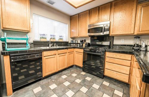 Private Oasis with Pool - Foto 43