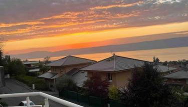 Magnifique Appart rénové Evian Duplex vue Lac 8 pers - Foto 4