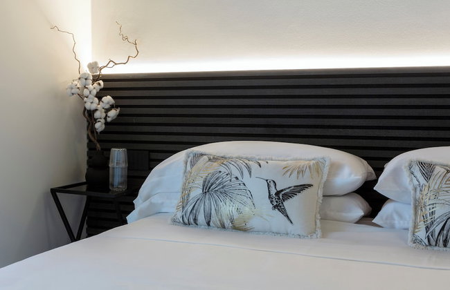 YOUnique Boutique Rooms - Photo 18