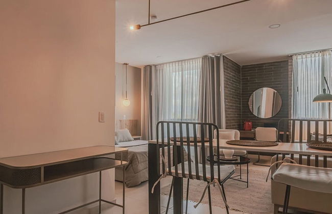 Apartasuites Cerritos Mall - Photo 9