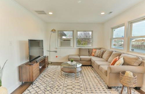 Spacious Waterfront Atlantic City Living with Rec Room - Foto 3