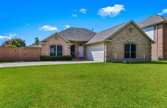 Home Pool 15 Minutes from DFW Airport - Foto 20