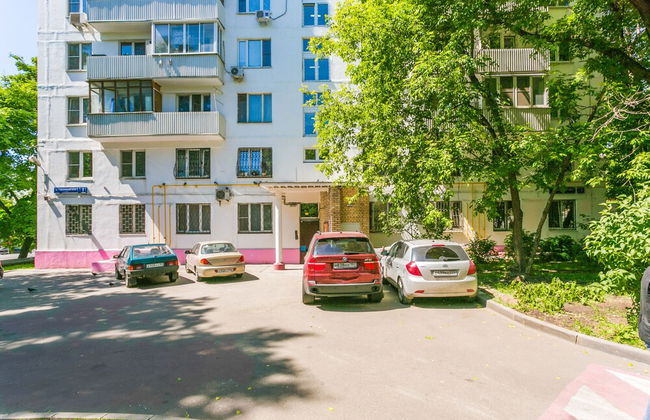 Apartment on Tryokhgorny Val - Photo 24