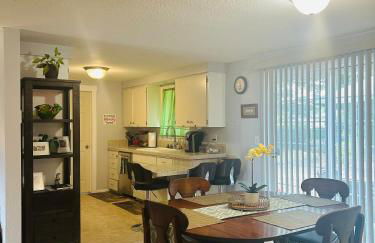 Emerald City 3 Bedroom 1 bath Home - Photo 10