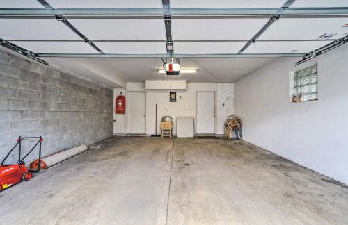 Immaculate Family Townhome - Walk to Beach! - Foto 30