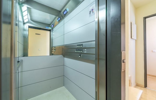 Myflats Premier Suites - Photo 100