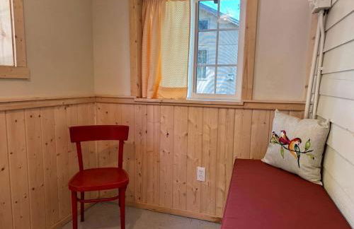 Cozy Rustic Cabin with Riverside Patio on the Pecos River – Pecos, New Mexico - Foto 15