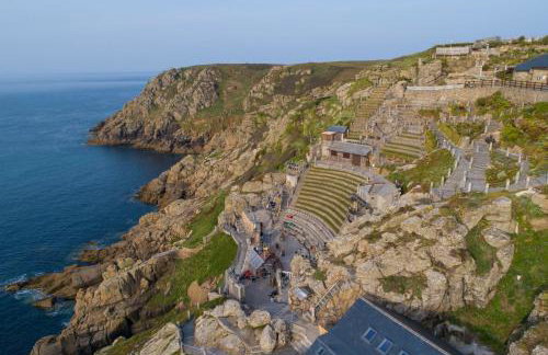 The Rest House - Photo 21