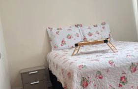 Apartamento aconchegante próximo shopping catuai,uem,vivaro,lebloc - Foto 6