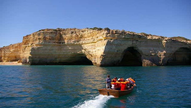 Chegando ao interior das grutas