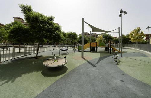 Sunsets and the pool in Barcelona - Foto 36