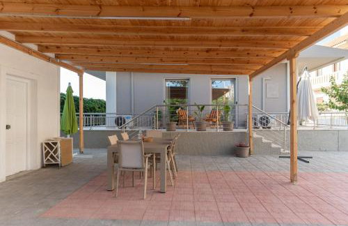 Aelia Seafront 2 Bdr Villa by Hospi Living - Foto 41