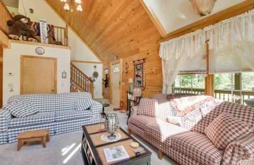 Virginia Mountain Cabin with Decks and Fireplaces - Foto 5