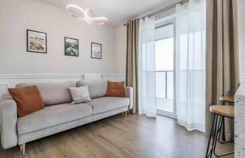 Nowoczesny apartament z balkonem i widokiem na miasto - Foto 12