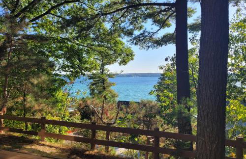 Crystal View Hideaway - Spectacular Lakeview! - Foto 8