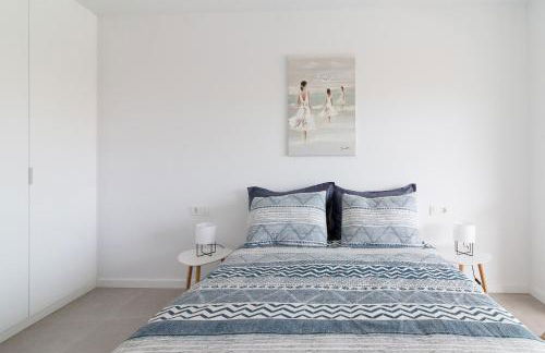 Global Properties, Apartamento con terraza y vistas a la piscina en Gran Canet - Photo 20