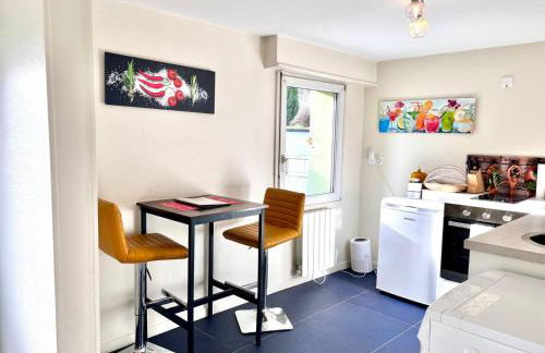 Sunny Suite by Leslodgespa - Studio moderne et coloré, proche de Bâle et de l'aéroport - Foto 15