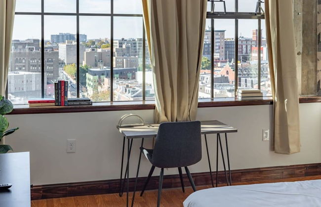 Sosuite 2BR Penthouse w W D Gym On-site Bar - Foto 4