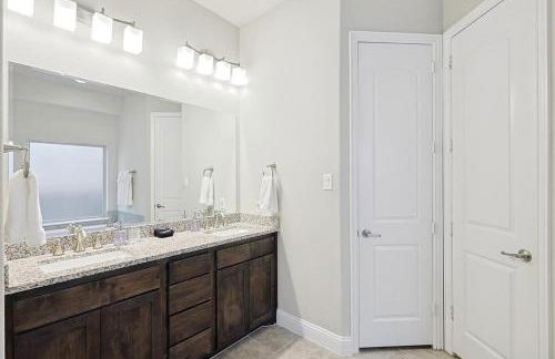 3 BR Modern Stay minutes away from DFW Airport - Foto 12