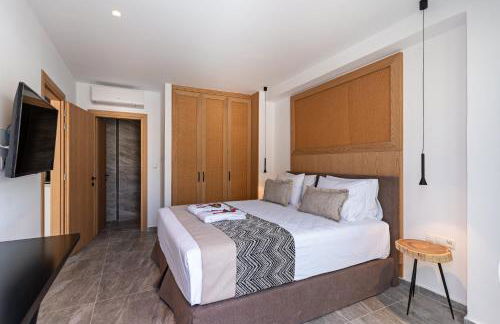 Delfina Boutique Hotel - Photo 27