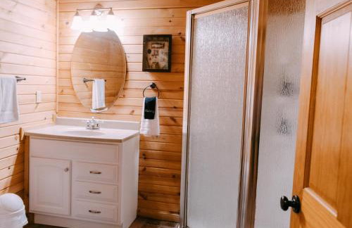 Creekside Oasis! - Foto 40