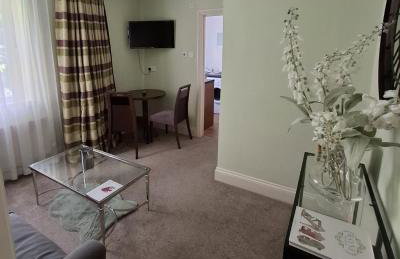 Palm Grove Apartments - Foto 2