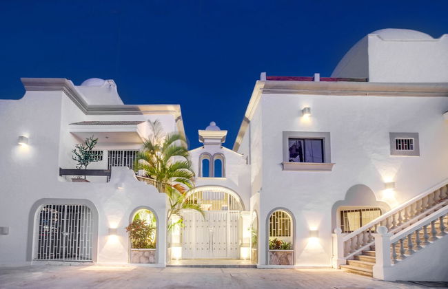 Valentina Suites by Las Flores - Photo 57