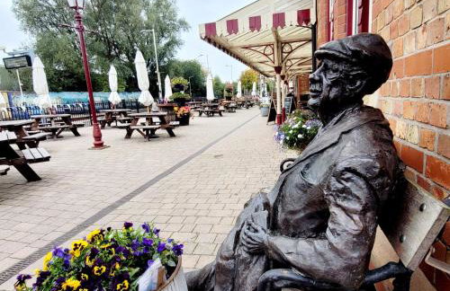 Perfect Base for Work or Leisure Unique Two-Bed - Foto 2