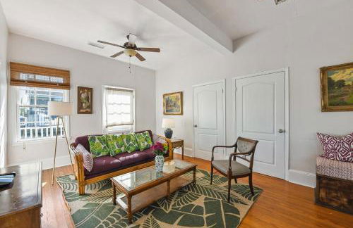 Montgomery Apartments on Magazine Street - Foto 117