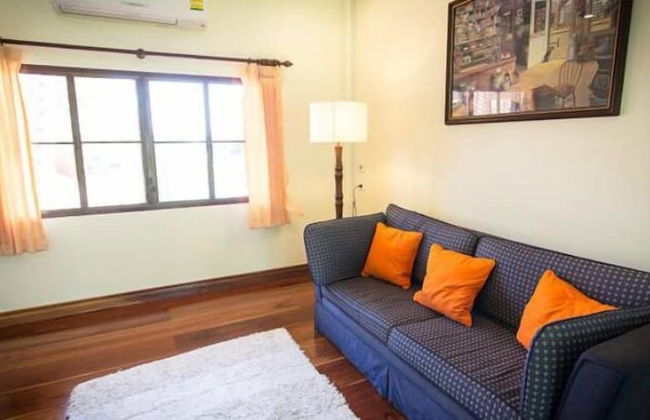 Tharnrarin Villa Suphan Buri - Photo 29