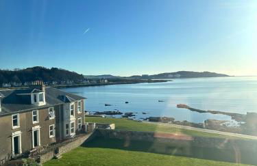 The Skipper's Rest - Photo 7