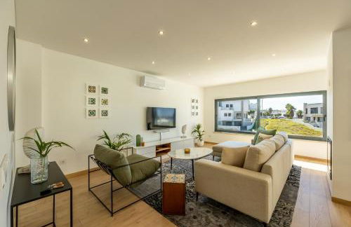 Silver Coast Beach Villa-Casa de Luxo com Piscina e Vista Mar - Photo 25