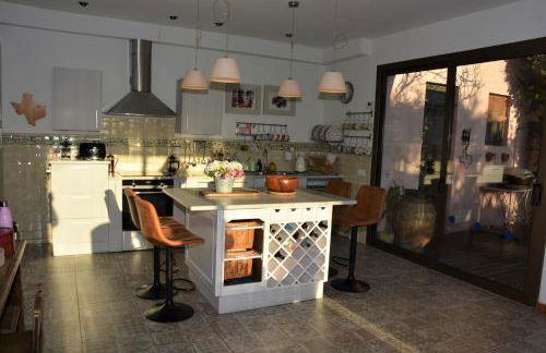 Villa Sitges Julia Vista Espectacular 2 k m s de la Playa Comoda & Area Tranquila Amplitud interior y plana - Foto 19