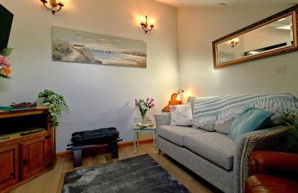 Wesley House Holidays - Choice of 2 Quirky Cottages in 4 private acres - Foto 20