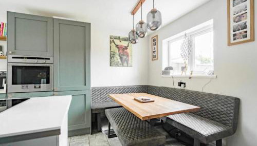 April Cottage - Photo 4