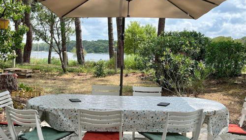 Wonderful house on the lake with idyllic lake views - Foto 2, Garden