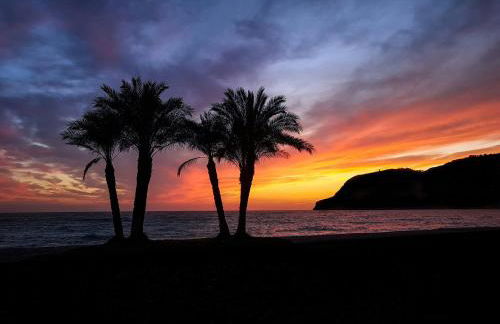 Precioso apartamento cerca del mar con wifi, piscina y parking - Photo 27